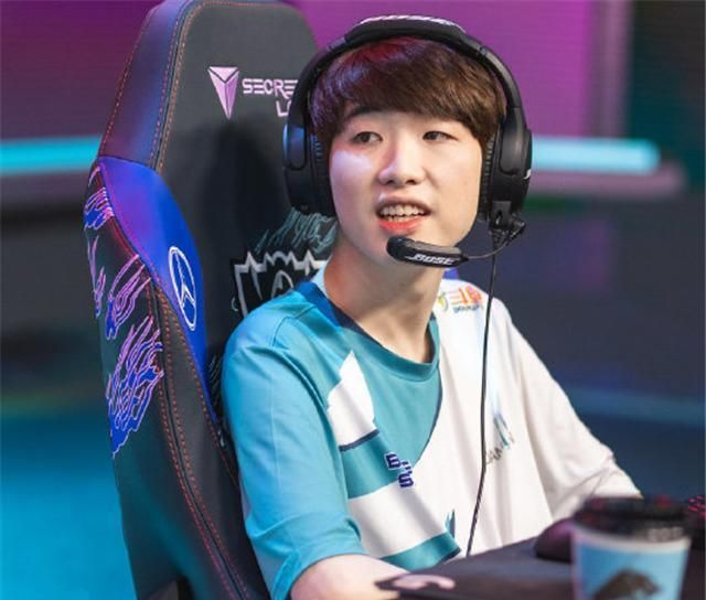 太狠了！Rookie爆冷击败瑞士队转折点山东泰山官宣签约，利物浦赛前主帅复盘的简单介绍